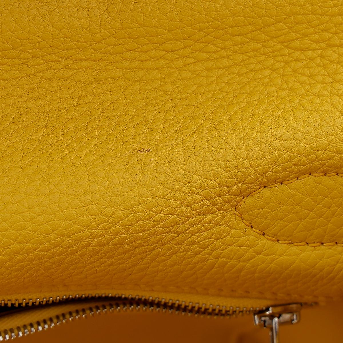 HERMÈS Shoulder Kelly 40 shoulder bag in Soleil Clemence leather with Palladium hardware - 16