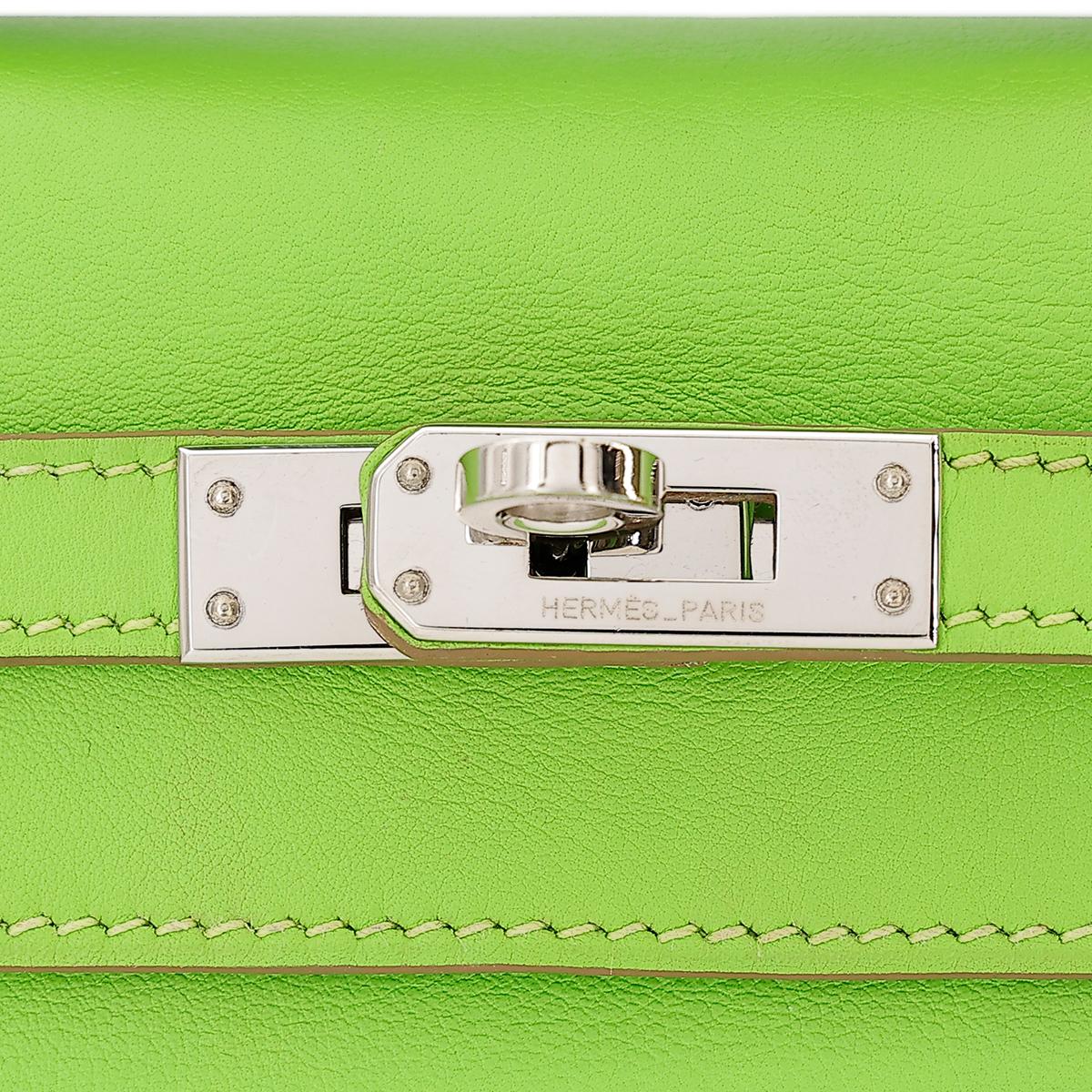 HERMÈS Kelly Pochette in Apple Green Swift leather with Palladium hardware - 12