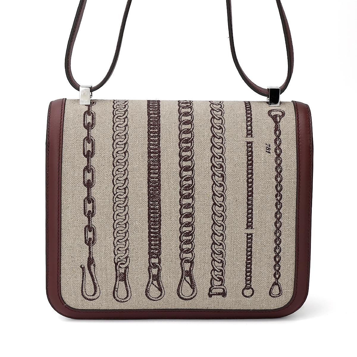 Very Good ( Rank A) HERMÈS Limited Edition Constance 24 Bordeaux (57) Swift Canvas Palladium hardware C (2018) - 3