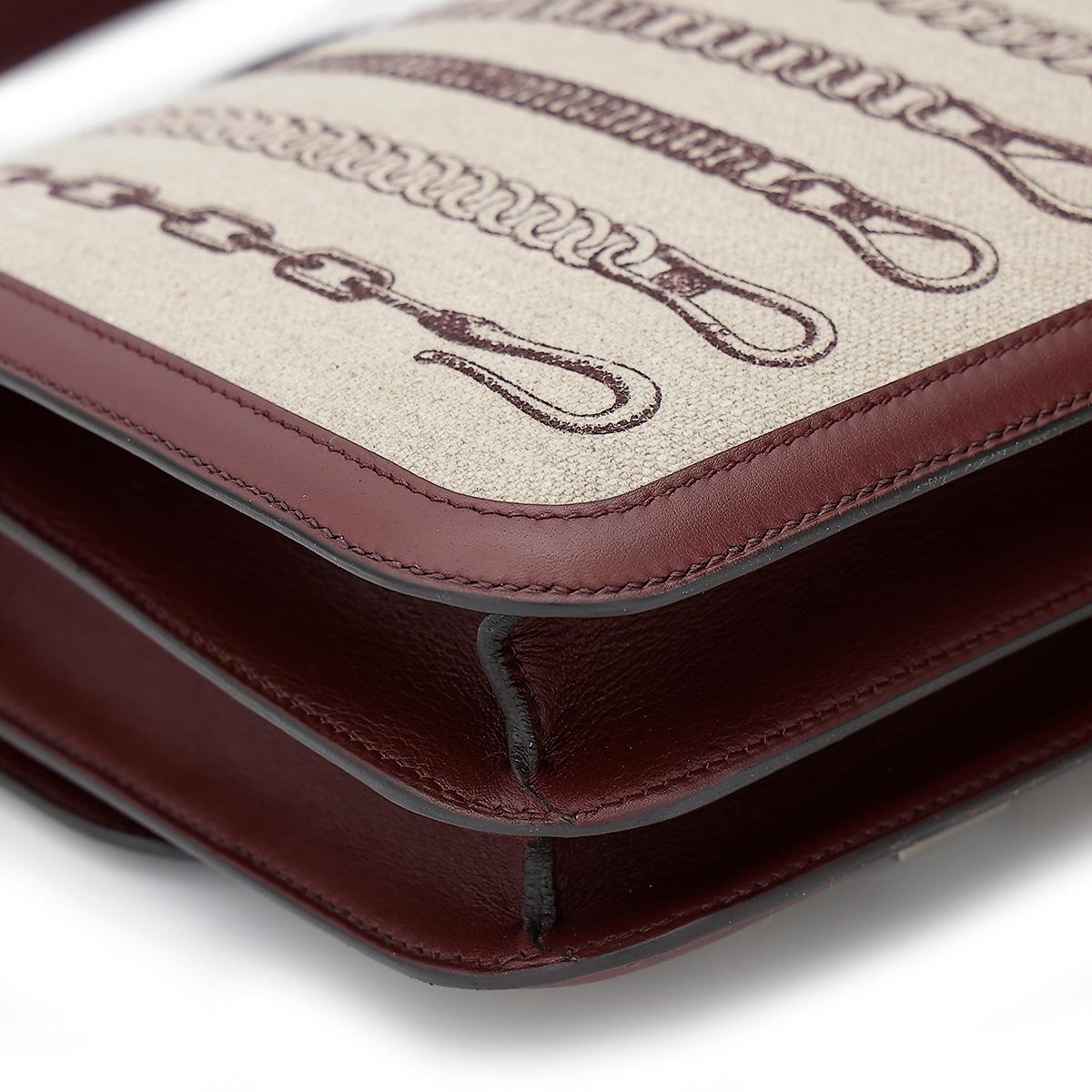 Very Good ( Rank A) HERMÈS Limited Edition Constance 24 Bordeaux (57) Swift Canvas Palladium hardware C (2018) - 11