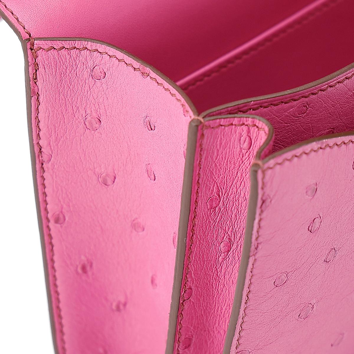 HERMÈS Ostrich Constance Mini 19 shoulder bag in Fuschia Pink with Palladium hardware - 17