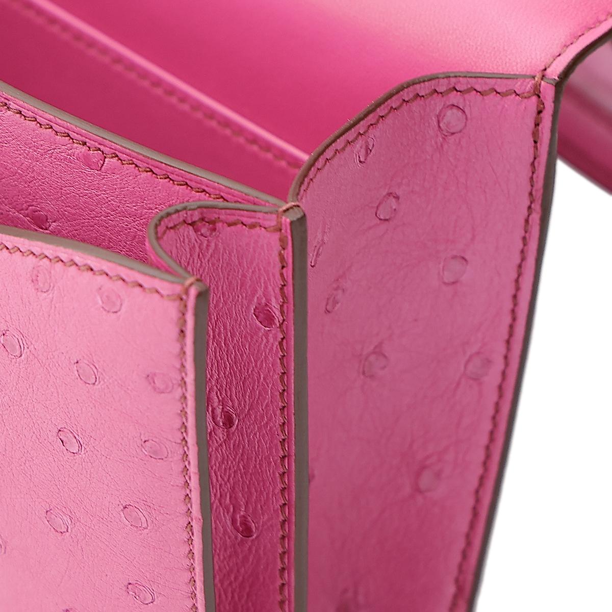 HERMÈS Ostrich Constance Mini 19 shoulder bag in Fuschia Pink with Palladium hardware - 18
