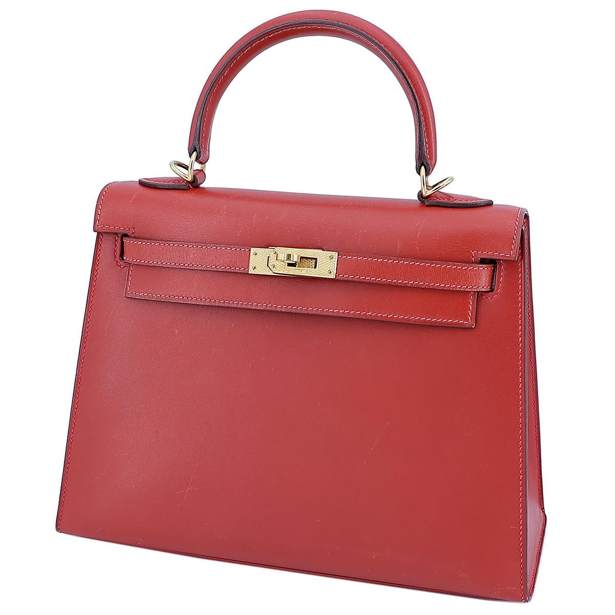 HERMÈS Kelly 25 Sellier handbag in Vermillon Box calfskin with Guilloche hardware - 2