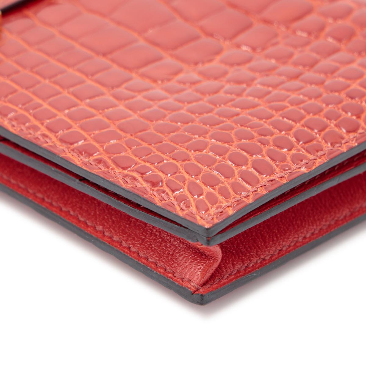 Very Good ( Rank A) HERMÈS Bearn Soufflet Sanguine (9M) Alligator Gold hardware Square R (2014) - 9