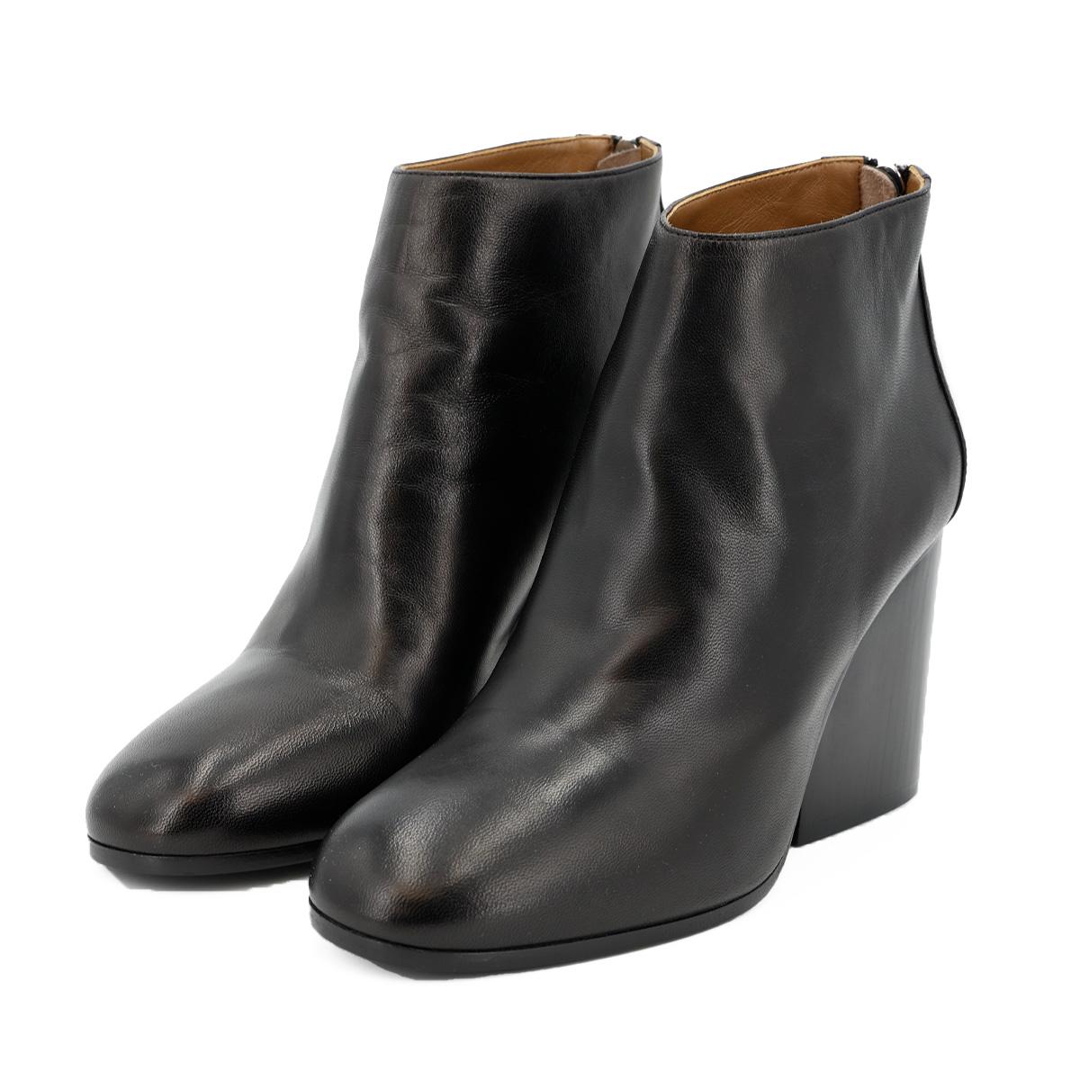 HERMÈS Boots in Black - 1