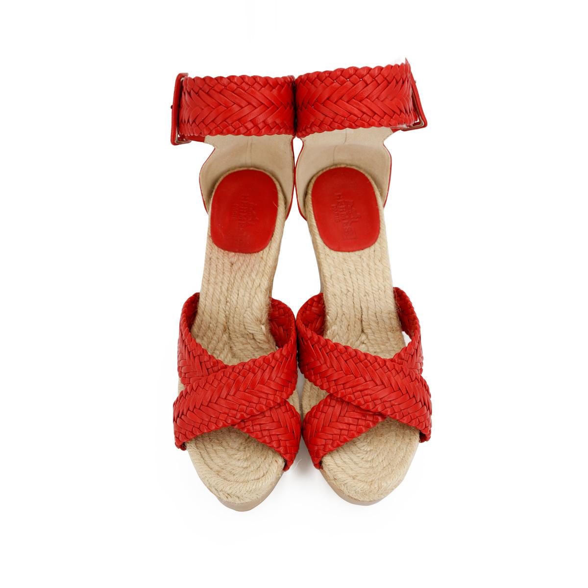 HERMÈS Legend sandal in Red Wood - 2