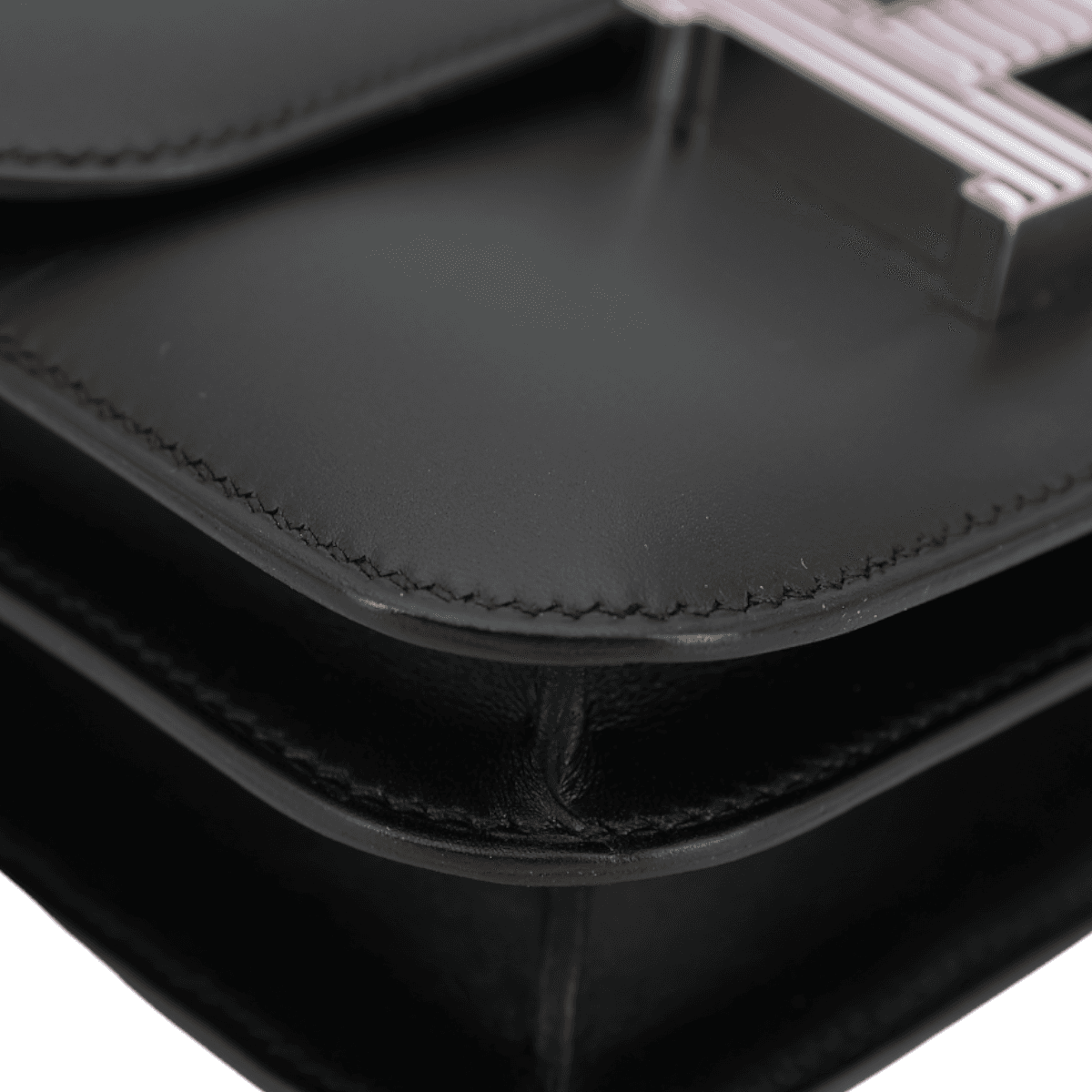 HERMÈS Limited Edition Constance Mini 19 handbag in Black Monsieur leather with Multi-color Enamel hardware - 8