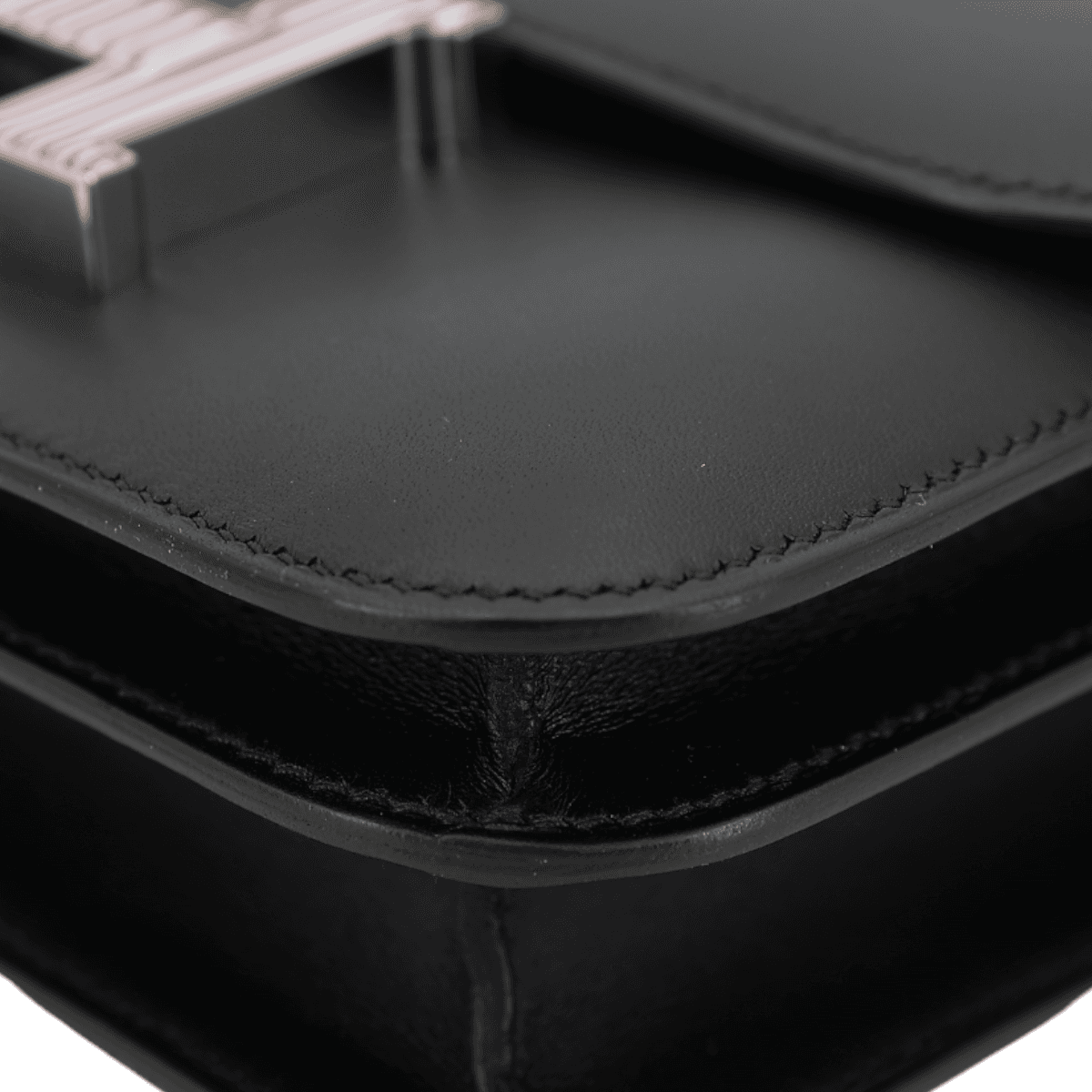 HERMÈS Limited Edition Constance Mini 19 handbag in Black Monsieur leather with Multi-color Enamel hardware - 9