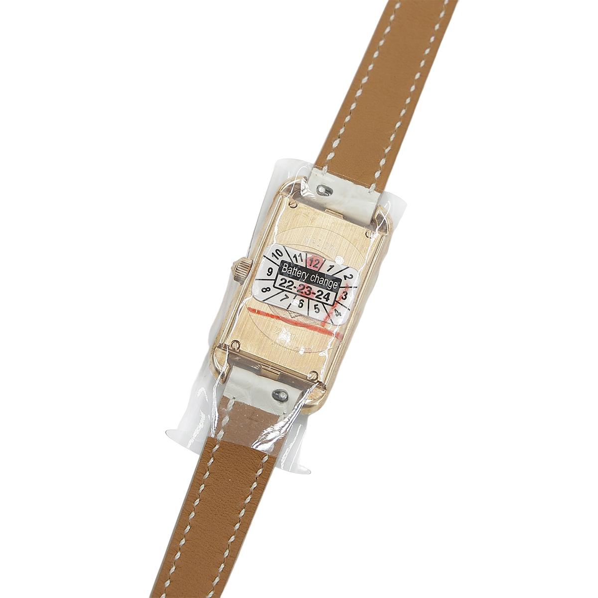 HERMÈS Nantucket PM Wrist Watch in Beton with Alligator and Diamond  - 4