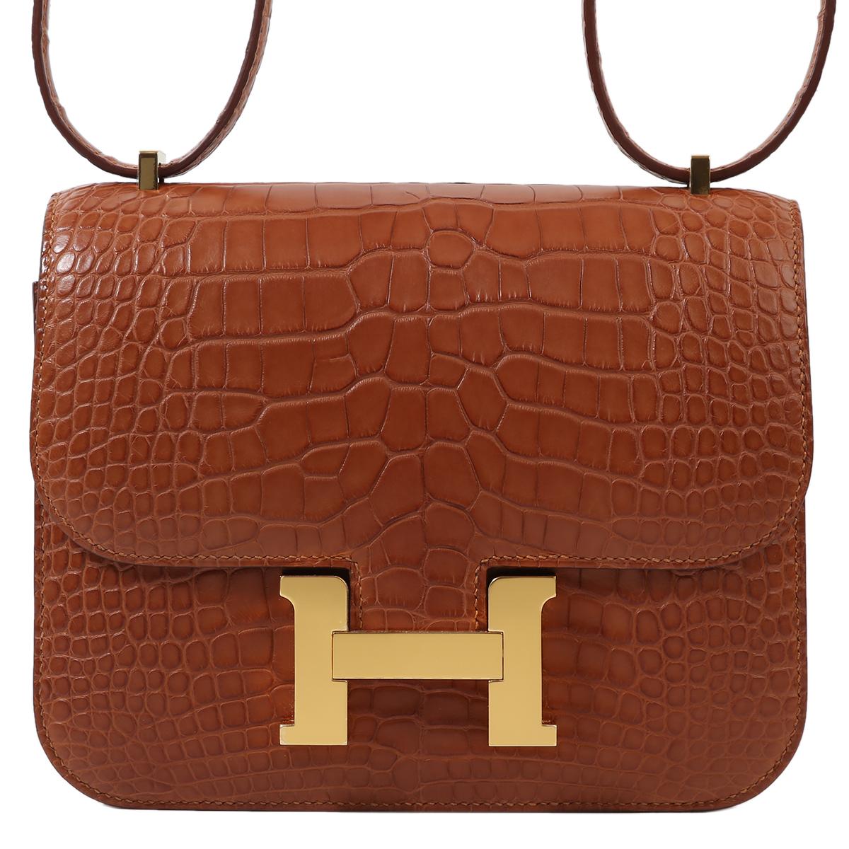 HERMÈS Matte Alligator Constance Mini 19 shoulder bag in Gold with Gold hardware - 1