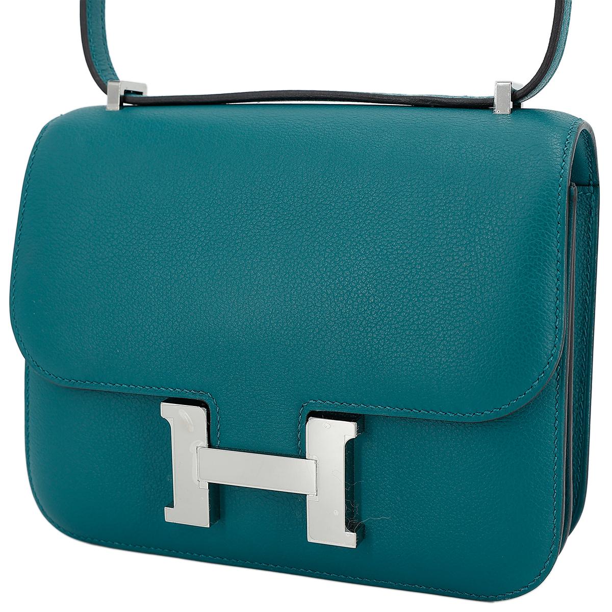 HERMÈS Constance Mini 19 shoulder bag in Colvert Evercolor leather with Palladium hardware - 2