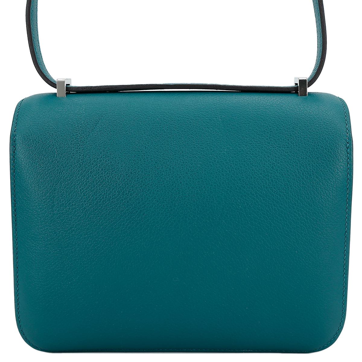HERMÈS Constance Mini 19 shoulder bag in Colvert Evercolor leather with Palladium hardware - 3
