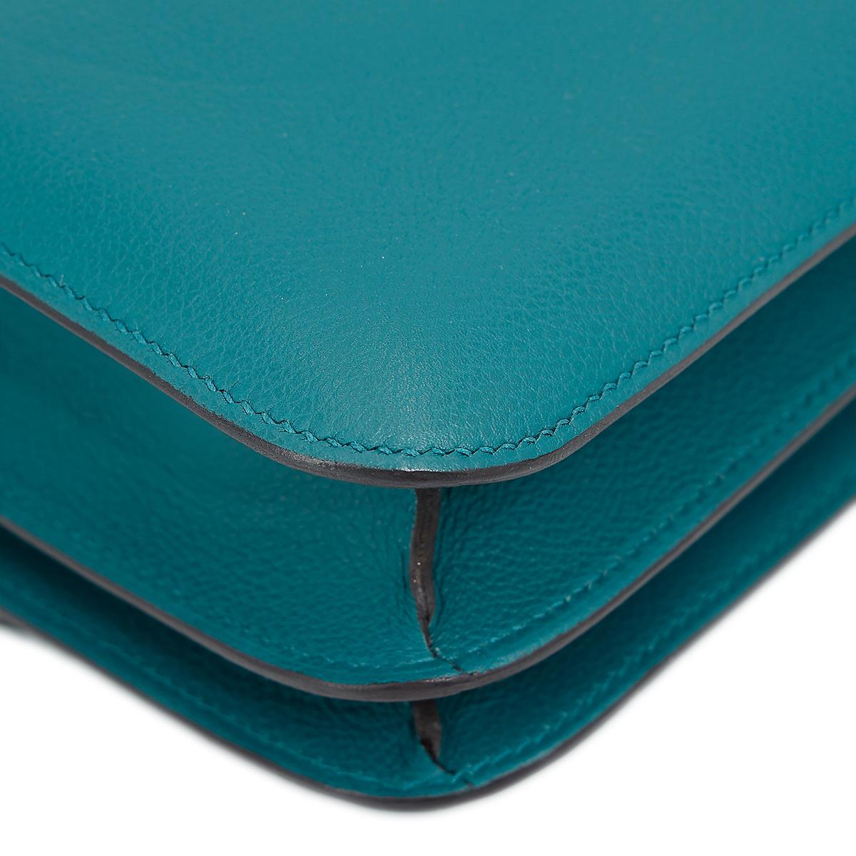 HERMÈS Constance Mini 19 shoulder bag in Colvert Evercolor leather with Palladium hardware - 11
