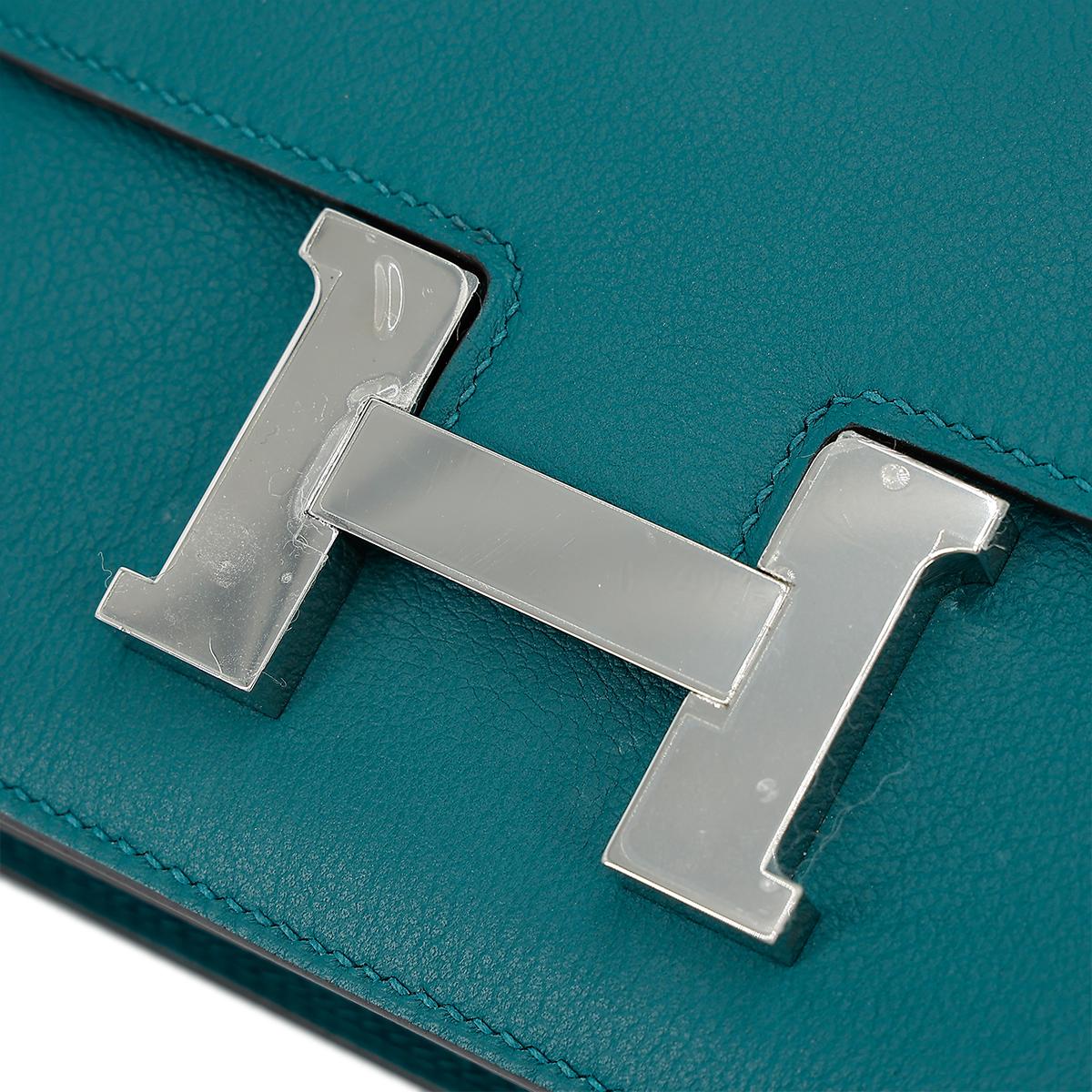 HERMÈS Constance Mini 19 shoulder bag in Colvert Evercolor leather with Palladium hardware - 12