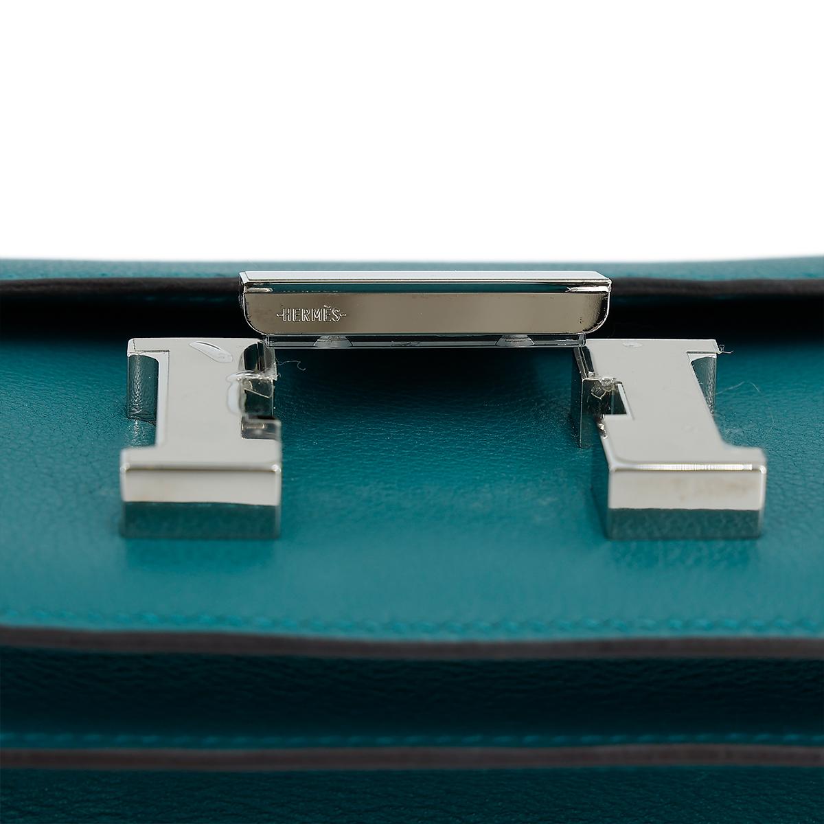HERMÈS Constance Mini 19 shoulder bag in Colvert Evercolor leather with Palladium hardware - 14