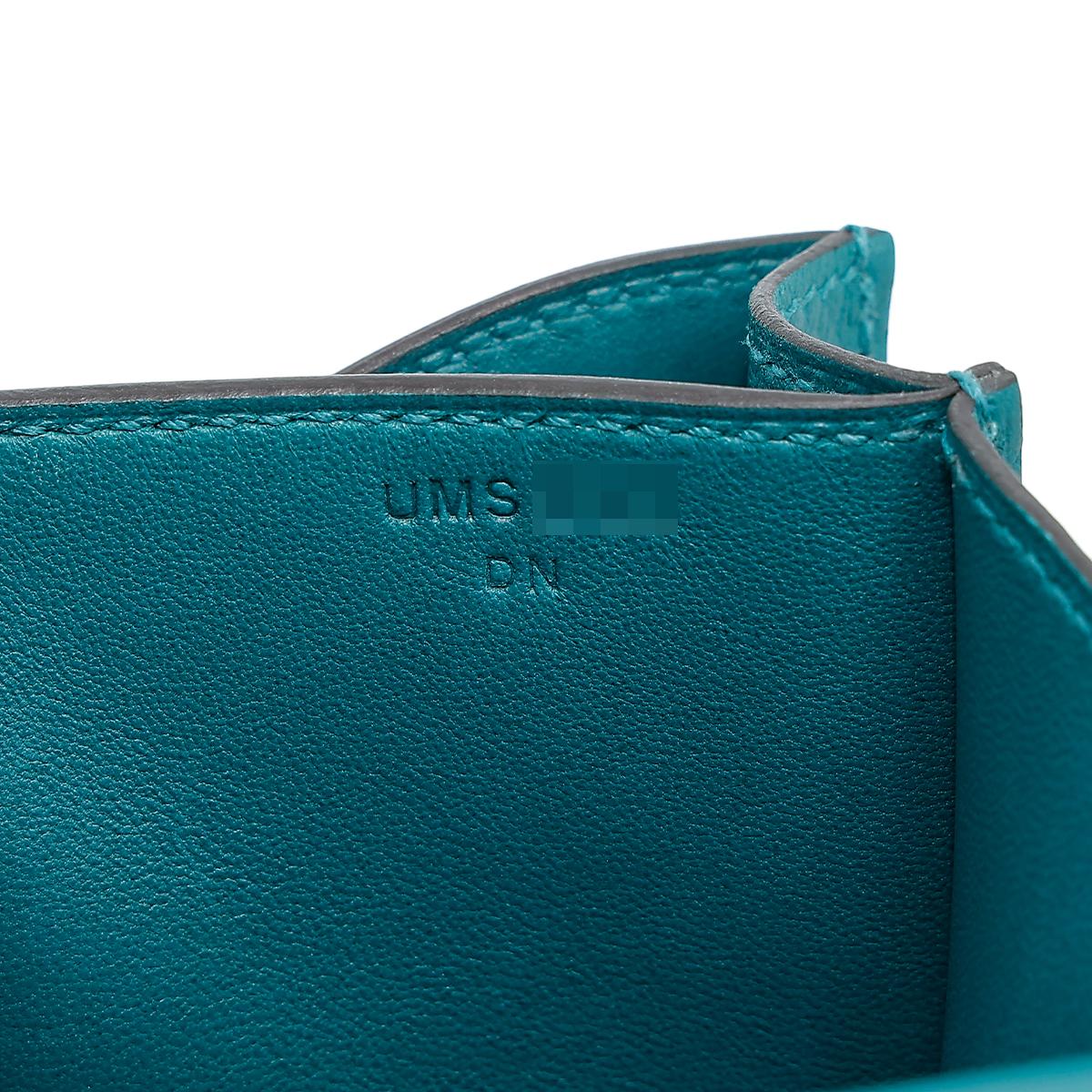 HERMÈS Constance Mini 19 shoulder bag in Colvert Evercolor leather with Palladium hardware - 21