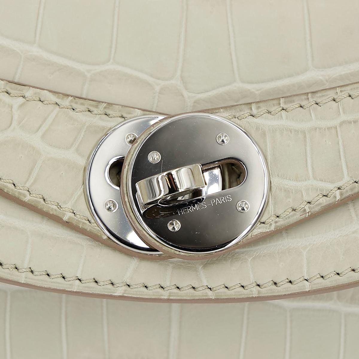Very Good ( Rank A) HERMÈS Lindy 26 Beton (8L) Matte Niloticus Crocodile Palladium hardware X (2016) - 15