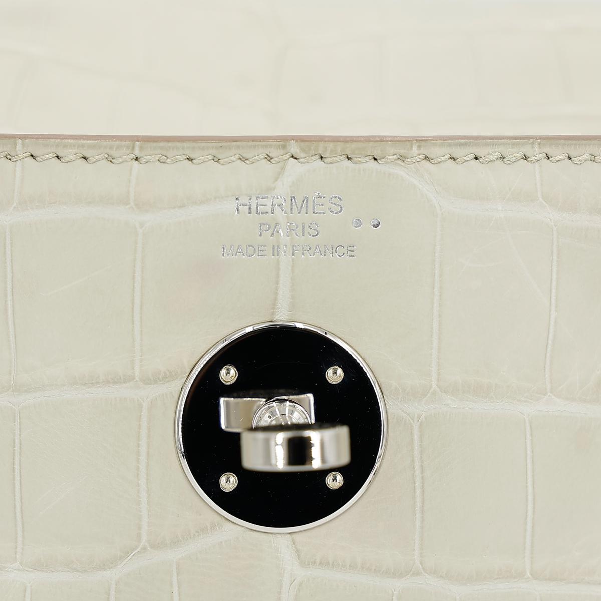 Very Good ( Rank A) HERMÈS Lindy 26 Beton (8L) Matte Niloticus Crocodile Palladium hardware X (2016) - 16