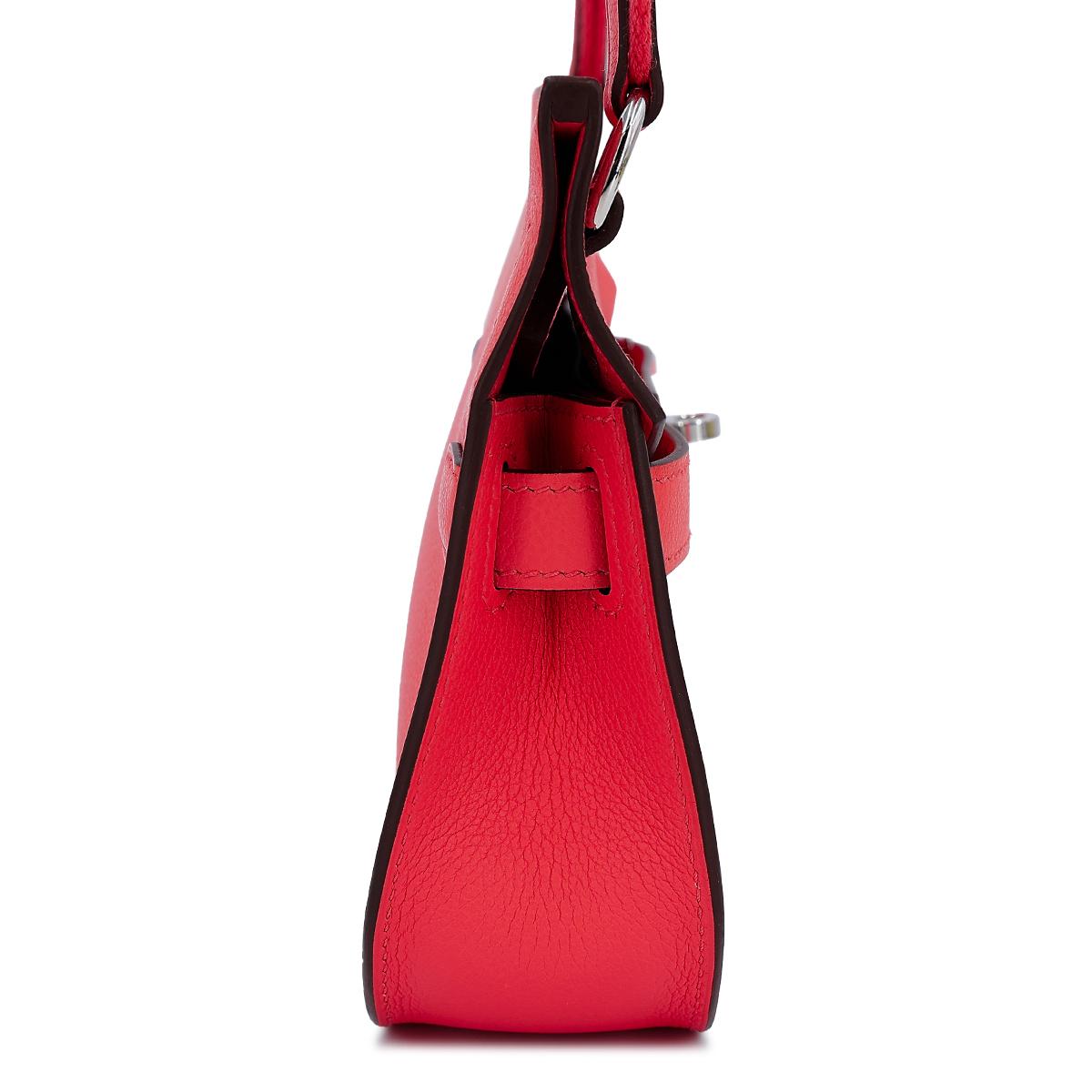 HERMÈS Jypsiere Mini shoulder bag in Rose Texas Evercolor leather with Palladium hardware - 4
