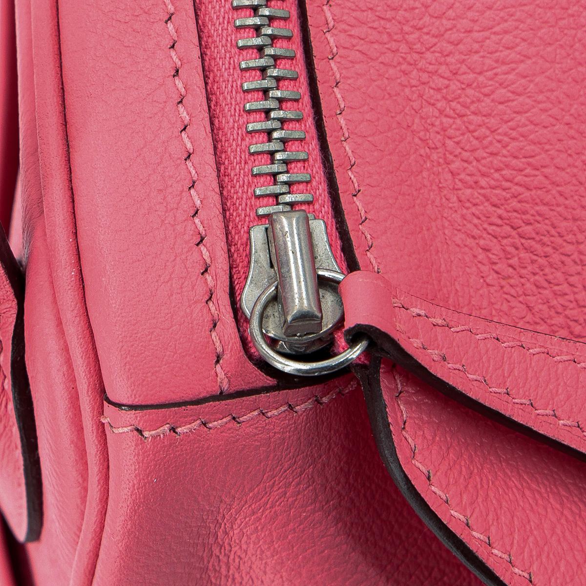 HERMÈS Lindy 30 shoulder bag in Rose Azalee Evercolor leather with Palladium hardware - 14