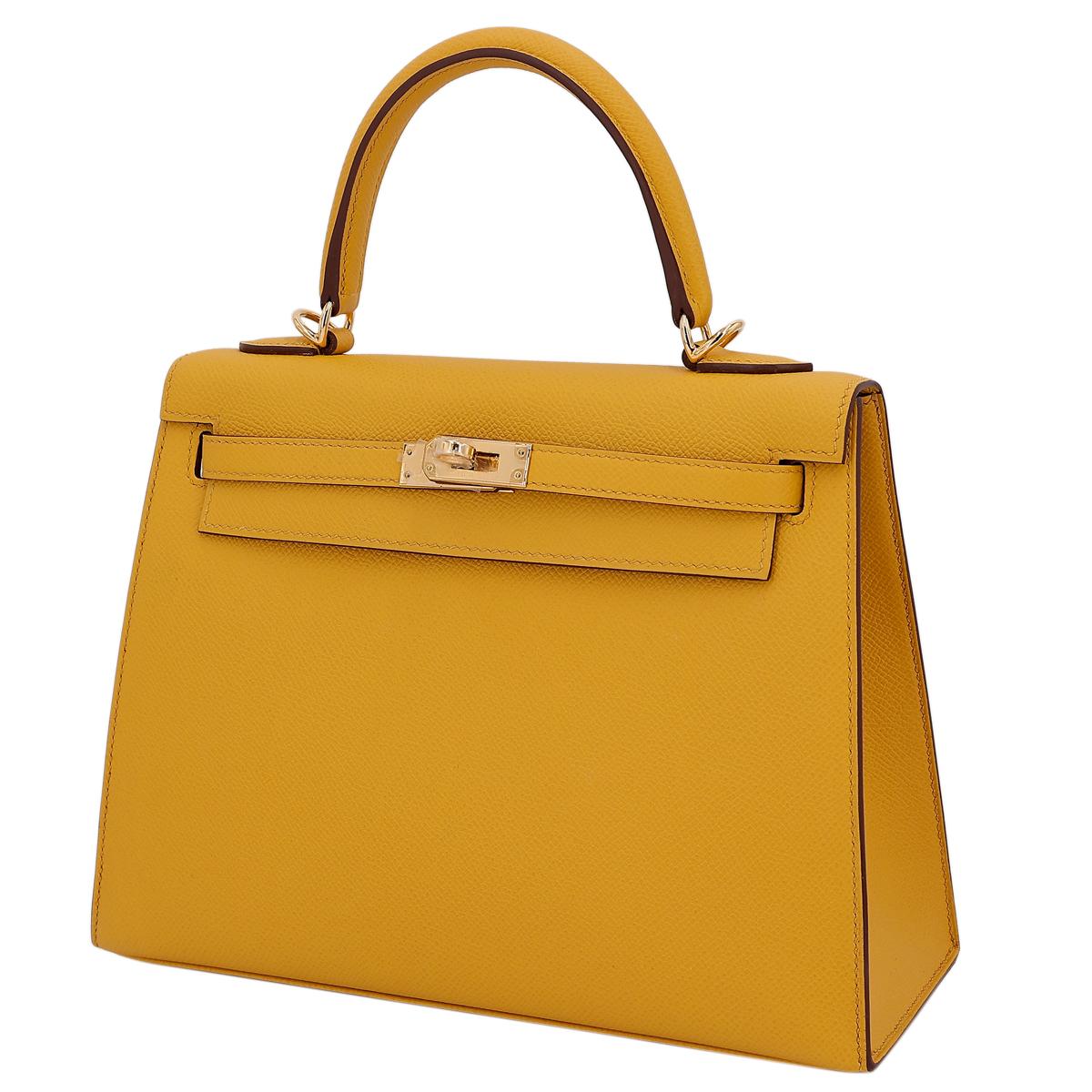 HERMÈS Kelly 25 handbag in Jaune Ambre Epsom leather with Gold hardware - 2