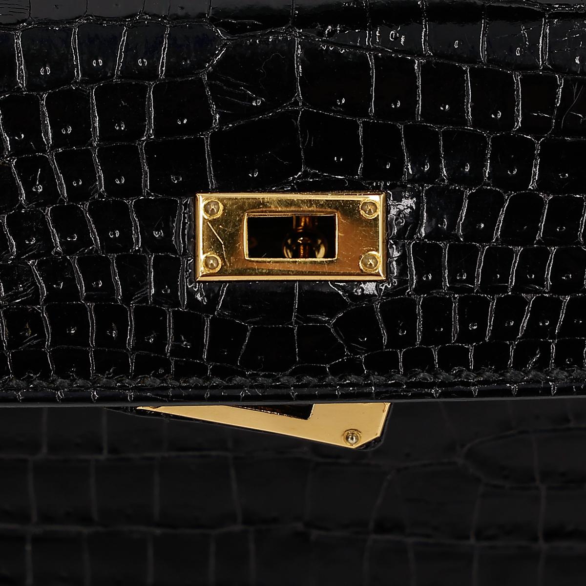 Very Good ( Rank A) HERMÈS Mini Mini Kelly Black (89) Porosus Crocodile Gold hardware Circle V (1992) - 18