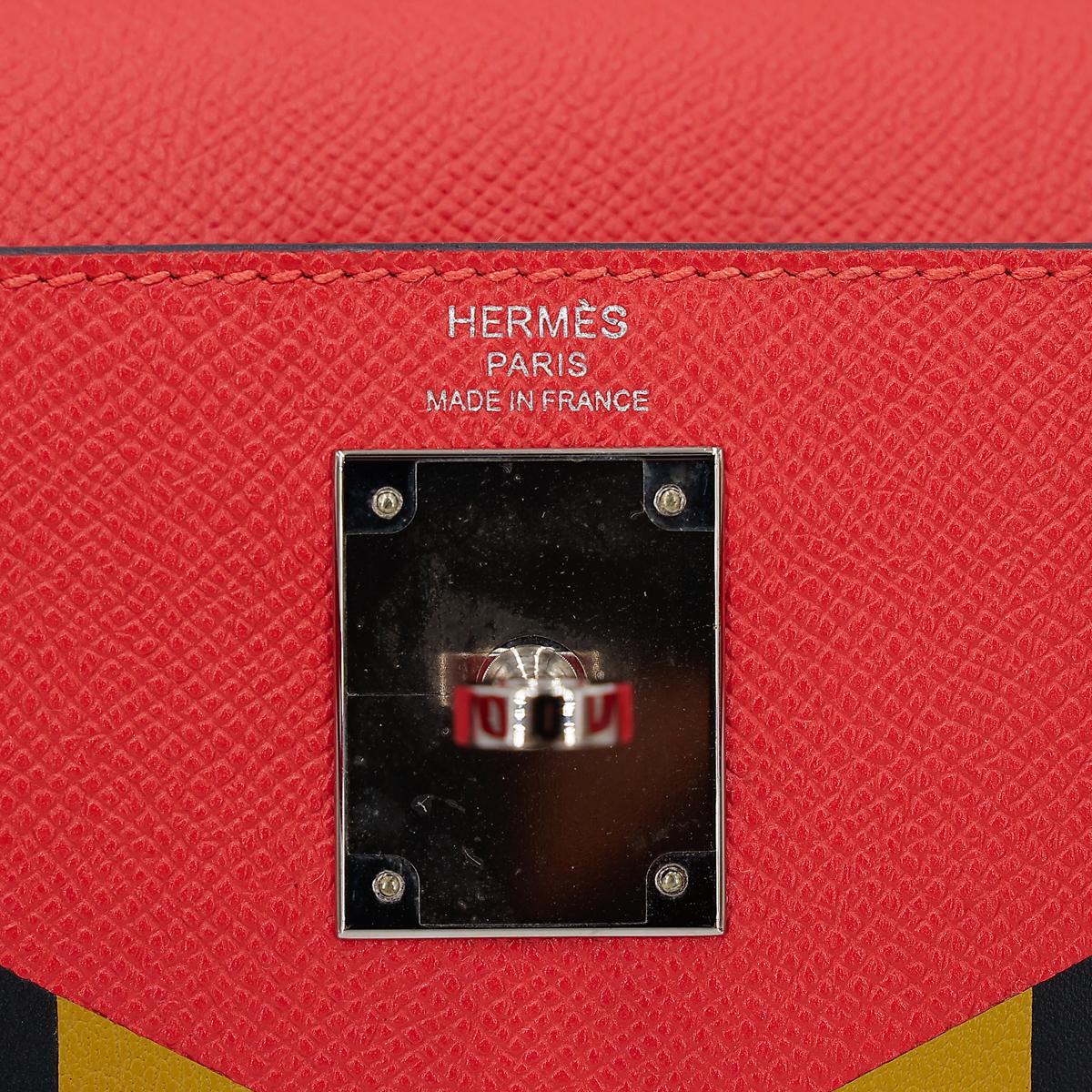 HERMÈS Limited Edition Letter Kelly 28 Kelly Graphie M handbag in Capucine, Jaune Ambre and Blue Obscur Epsom leather, Chevre leather and Sombrero leather with Palladium hardware - 18