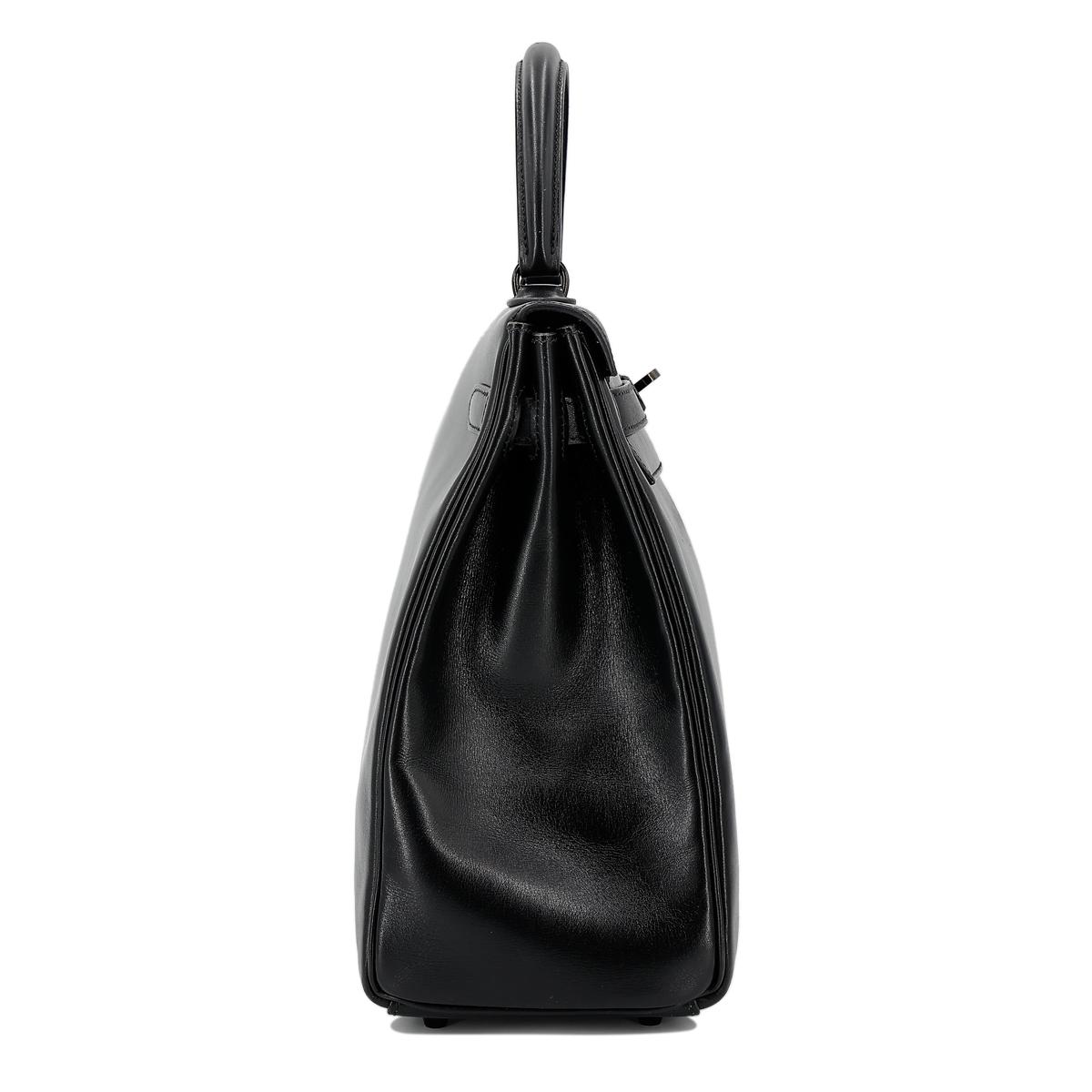 HERMÈS Limited Edition So Black Kelly 35 handbag in Black Box calfskin with Black hardware - 5