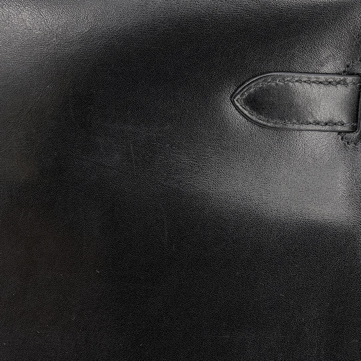 HERMÈS Limited Edition So Black Kelly 35 handbag in Black Box calfskin with Black hardware - 17