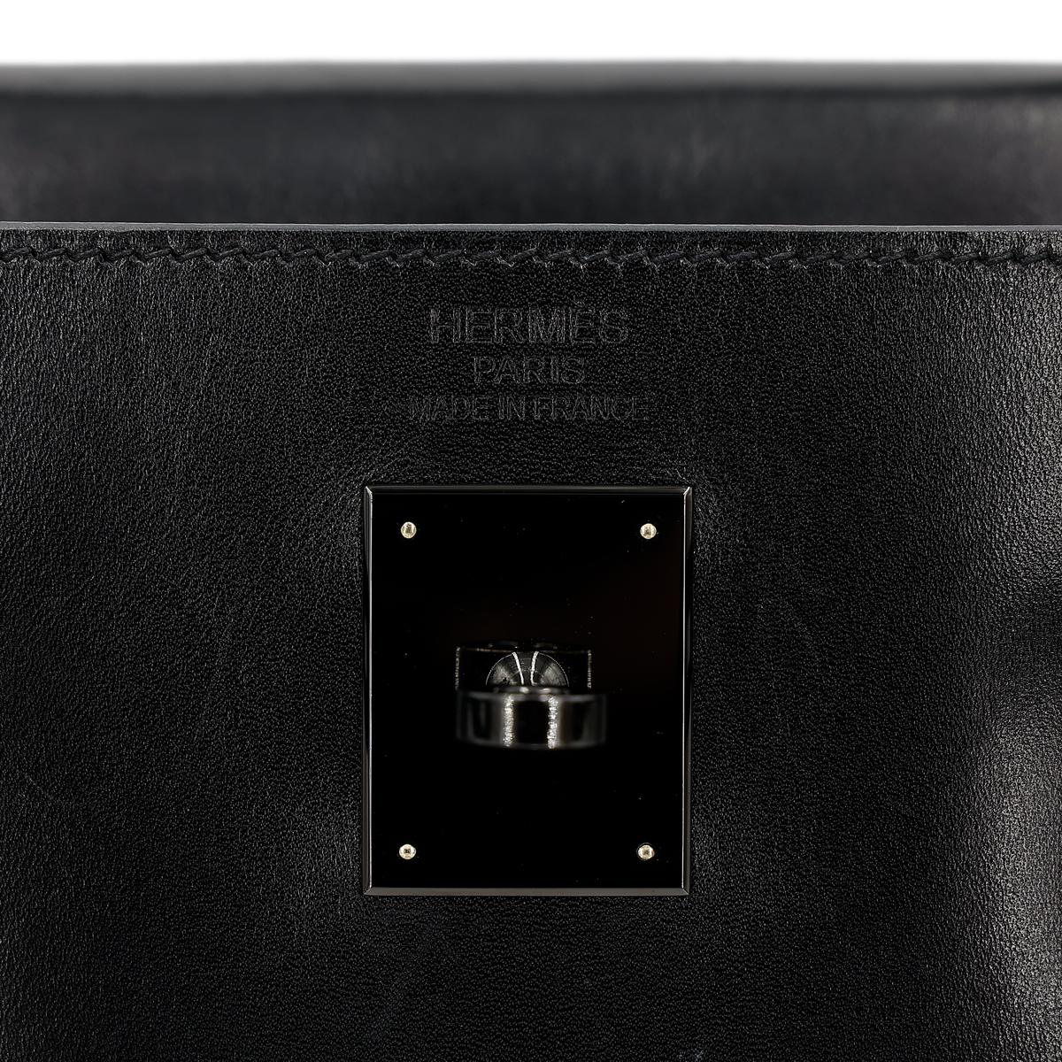 HERMÈS Limited Edition So Black Kelly 35 handbag in Black Box calfskin with Black hardware - 19