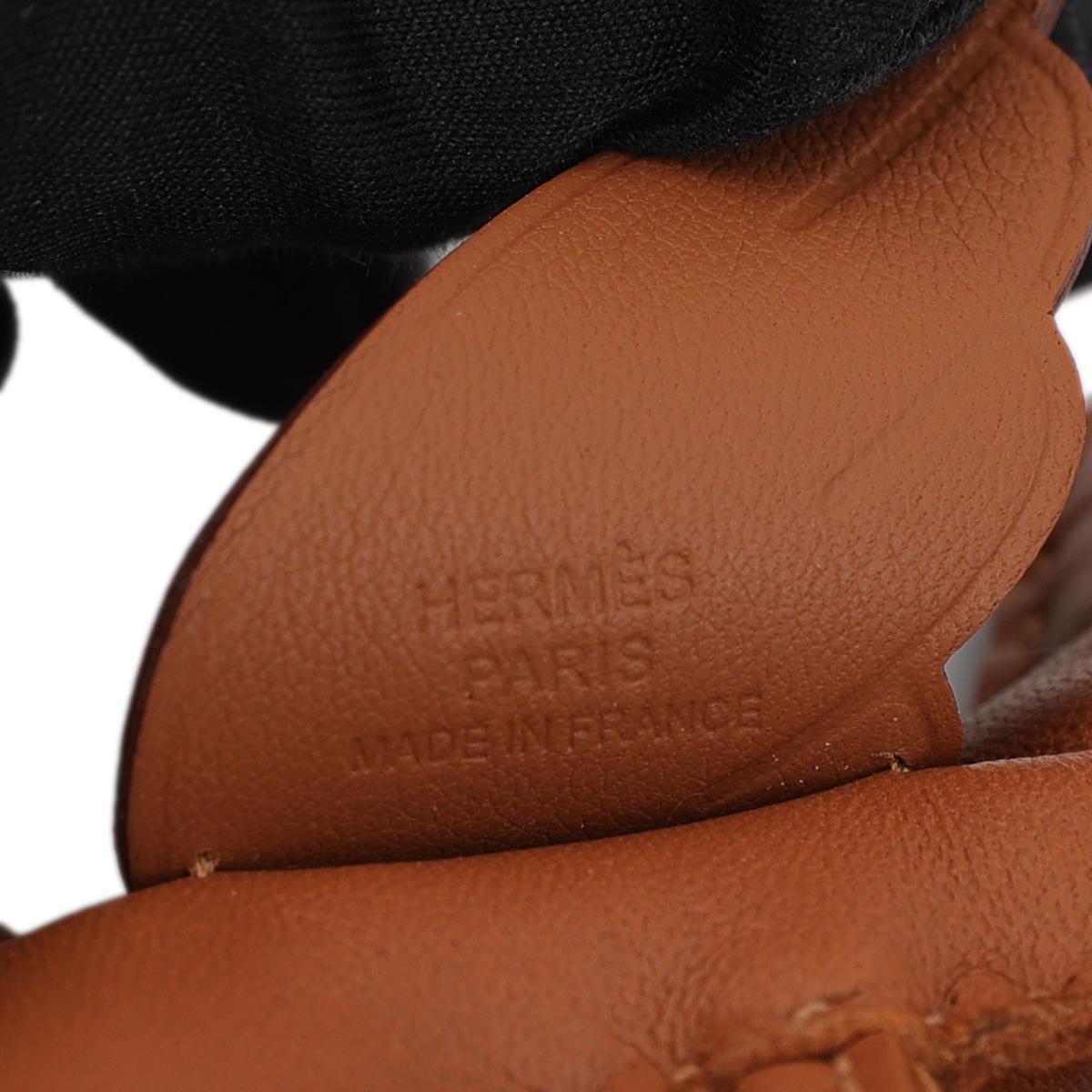 HERMÈS Rodeo Pegase PM charm in Gold Agneau leather - 7