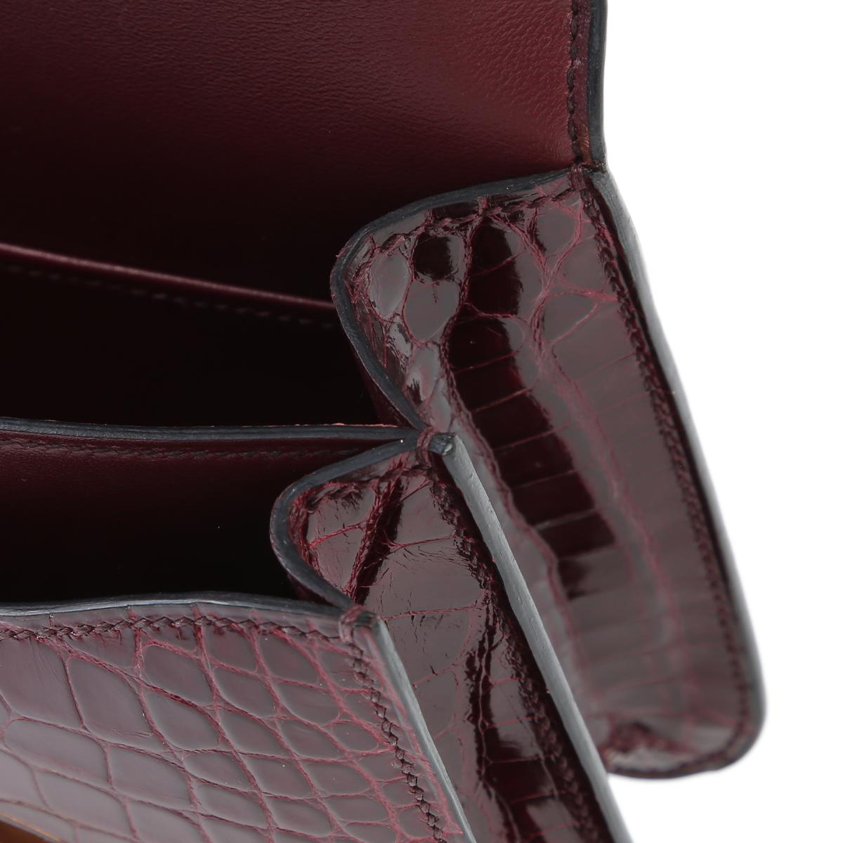 Very Good ( Rank A) HERMÈS Constance Mini Bourgogne (F5) Shiny Alligator Other A (2017) - 15