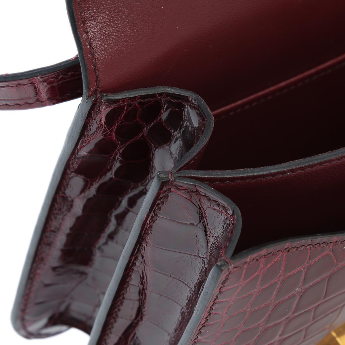Very Good ( Rank A) HERMÈS Constance Mini Bourgogne (F5) Shiny Alligator Other A (2017) - 16