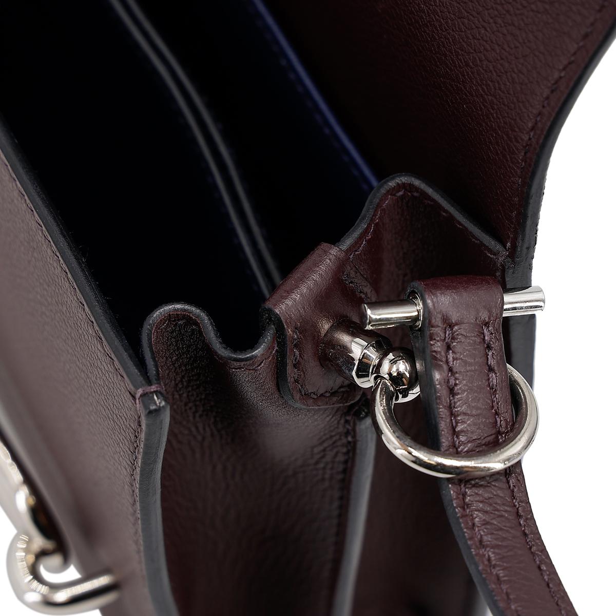 HERMÈS Verso Roulis Mini shoulder bag in Rouge Sellier Evercolor leather with Blue Marine interior and Palladium hardware - 23