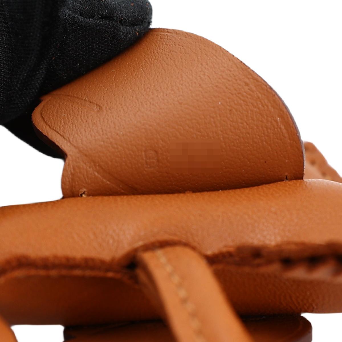 HERMÈS Rodeo Pegase PM charm in Gold Agneau leather - 6