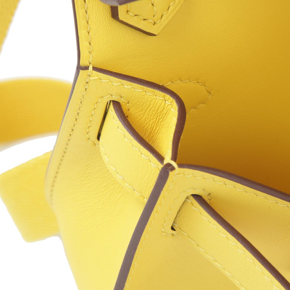 HERMÈS Jypsiere Mini shoulder bag in Jaune de Naples Swift leather with Palladium hardware - 18