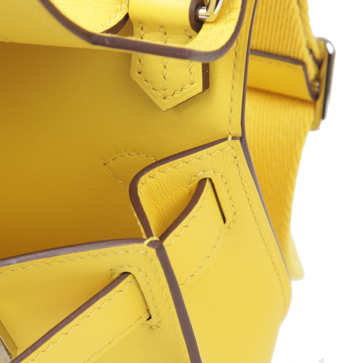 HERMÈS Jypsiere Mini shoulder bag in Jaune de Naples Swift leather with Palladium hardware - 17