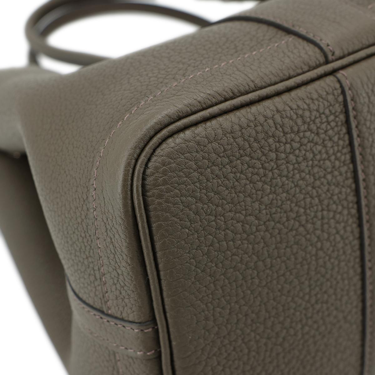 HERMÈS Garden Party 30 handbag in Eucalyptus Negonda leather with Palladium hardware - 8