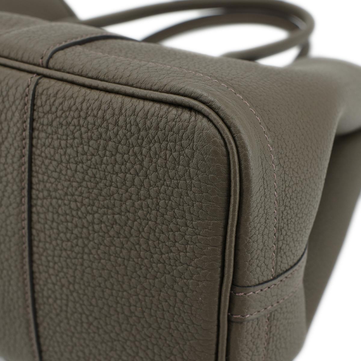 HERMÈS Garden Party 30 handbag in Eucalyptus Negonda leather with Palladium hardware - 9