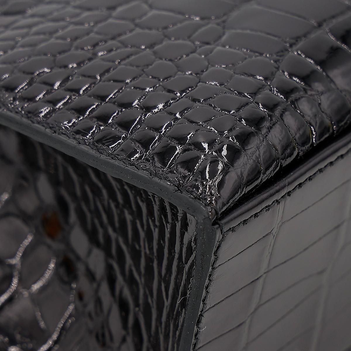 HERMÈS HSS Special Order Alligator Kelly Pochette handbag in Black and Geranium with Permabrass hardware - 10