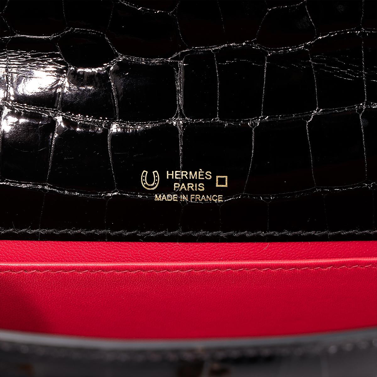 HERMÈS HSS Special Order Alligator Kelly Pochette handbag in Black and Geranium with Permabrass hardware - 14
