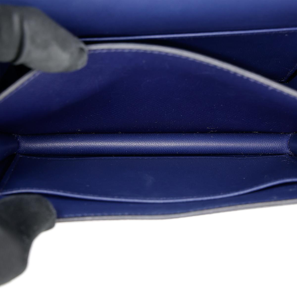 HERMÈS Constance Mini 19 shoulder bag in Blue Sapphire Epsom leather with Enamel hardware - 22