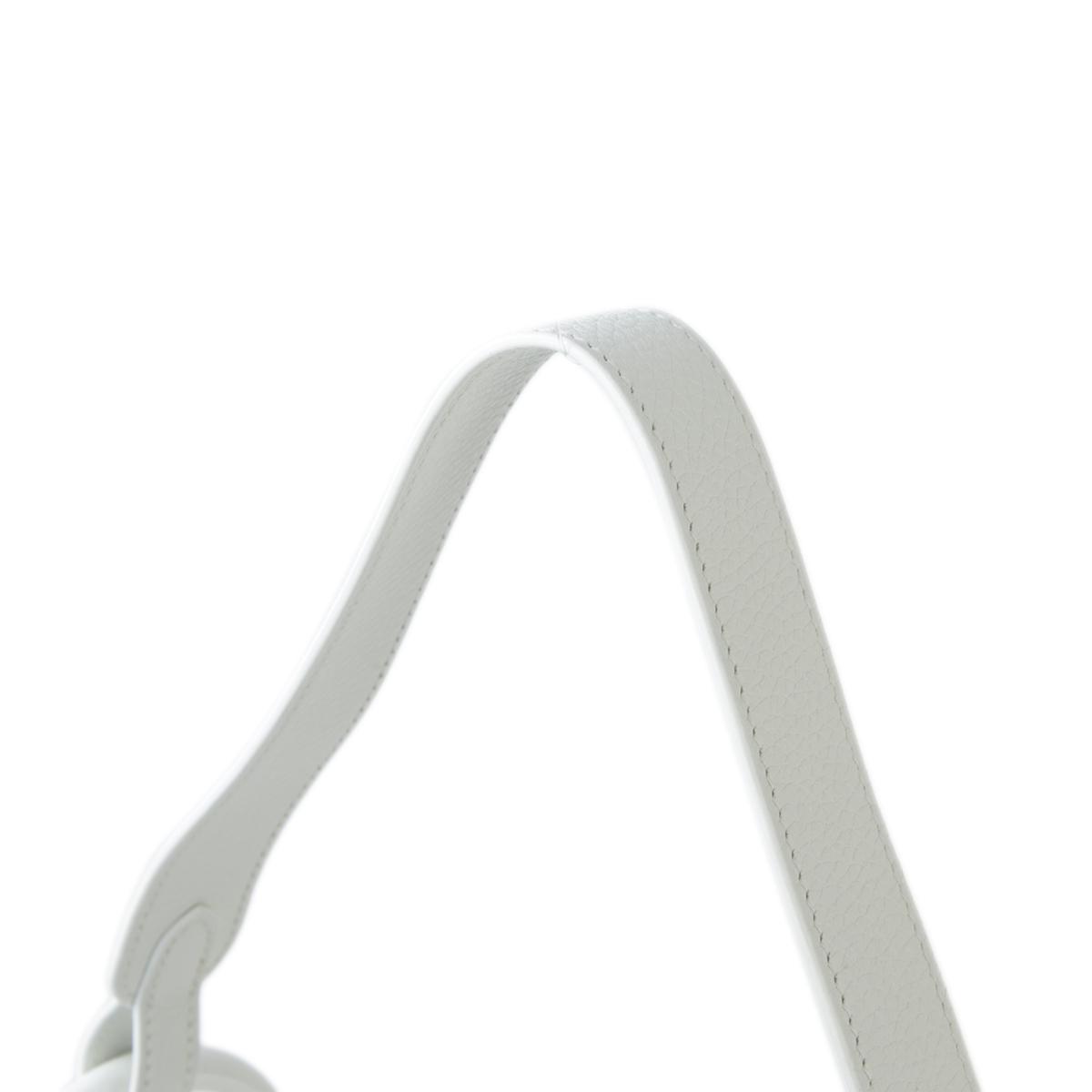 HERMÈS Lindy 26 shoulder bag in White Clemence leather with Palladium hardware - 6