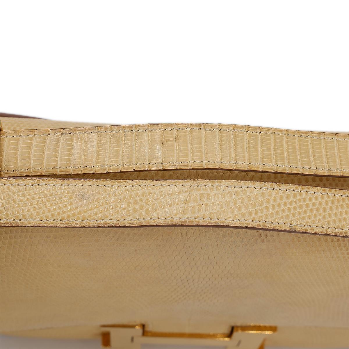 HERMÈS Lizard Constance 23 shoulder bag in Beige with Gold hardware - 14