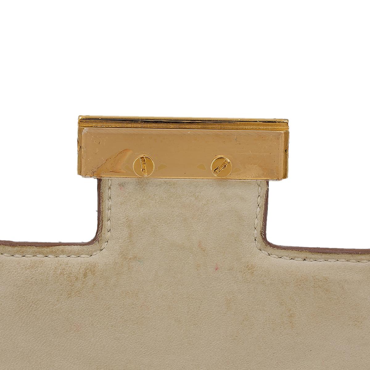 HERMÈS Lizard Constance 23 shoulder bag in Beige with Gold hardware - 20