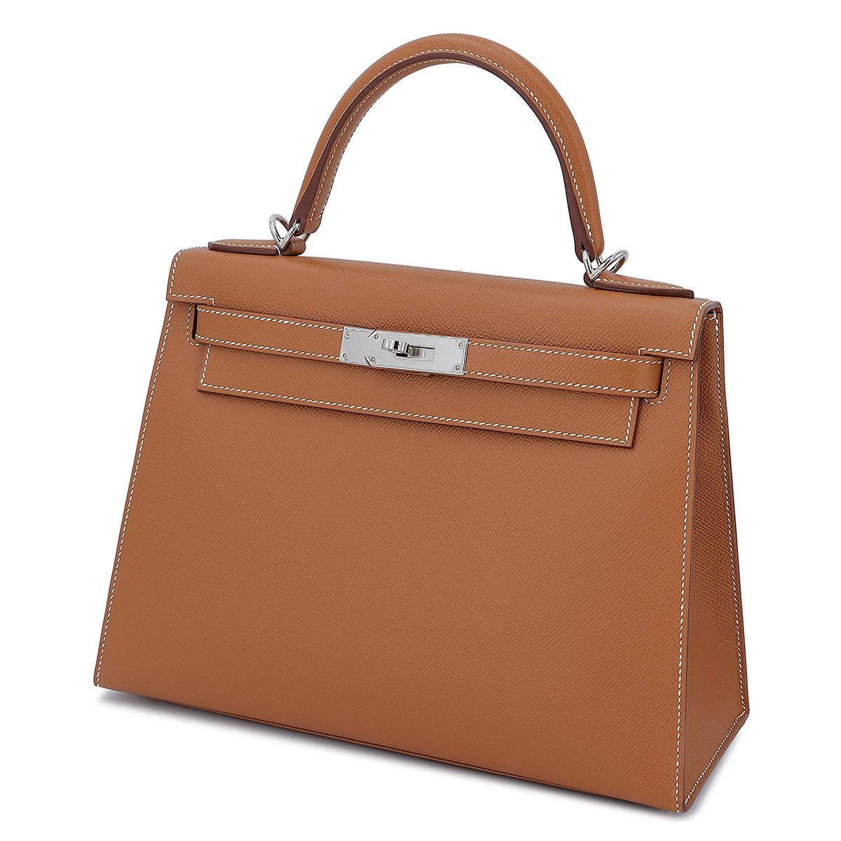 HERMÈS Kelly 28 Sellier in Gold Epsom leather with Palladium hardware - 2