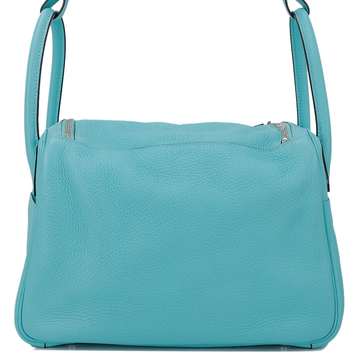 HERMÈS Lindy 30 shoulder bag in Bleu du Nord Clemence leather with Palladium hardware - 3
