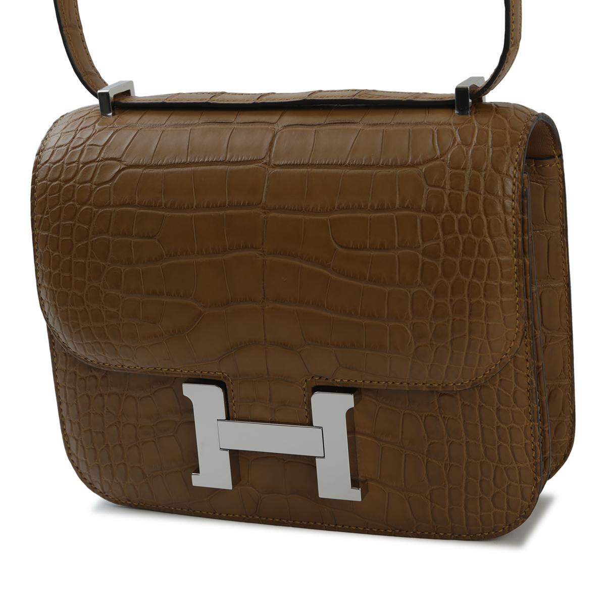 [未使用保存品] HERMÈS 愛馬仕 霧面 短吻鱷 Constance Mini 康康 2H Kraft 大地色 銀扣 - 2