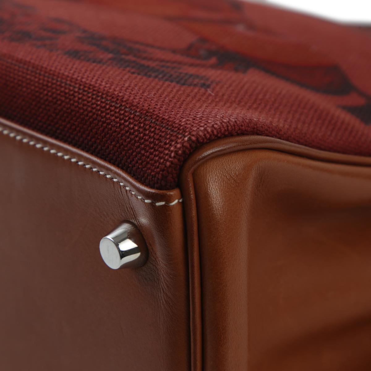 Very Good ( Rank A) HERMÈS Limited Edition Kelly 28 Fauve (34) Barenia Toile H canvas Palladium hardware Square O (2011) - 11