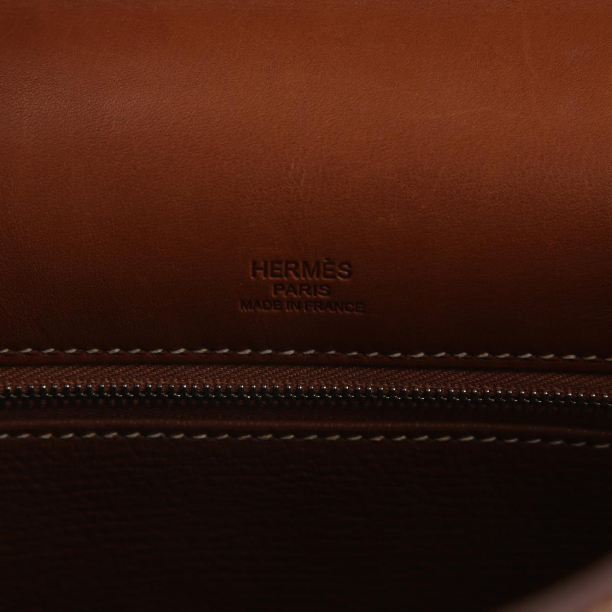 Very Good ( Rank A) HERMÈS Limited Edition Kelly 28 Fauve (34) Barenia Toile H canvas Palladium hardware Square O (2011) - 15